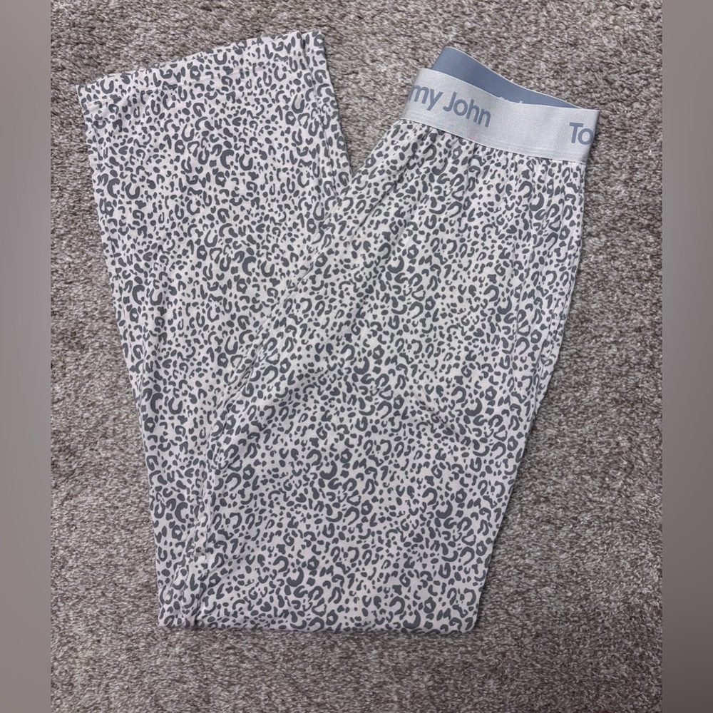Tommy John Second Skin Pajama Pants Leopard Print Small